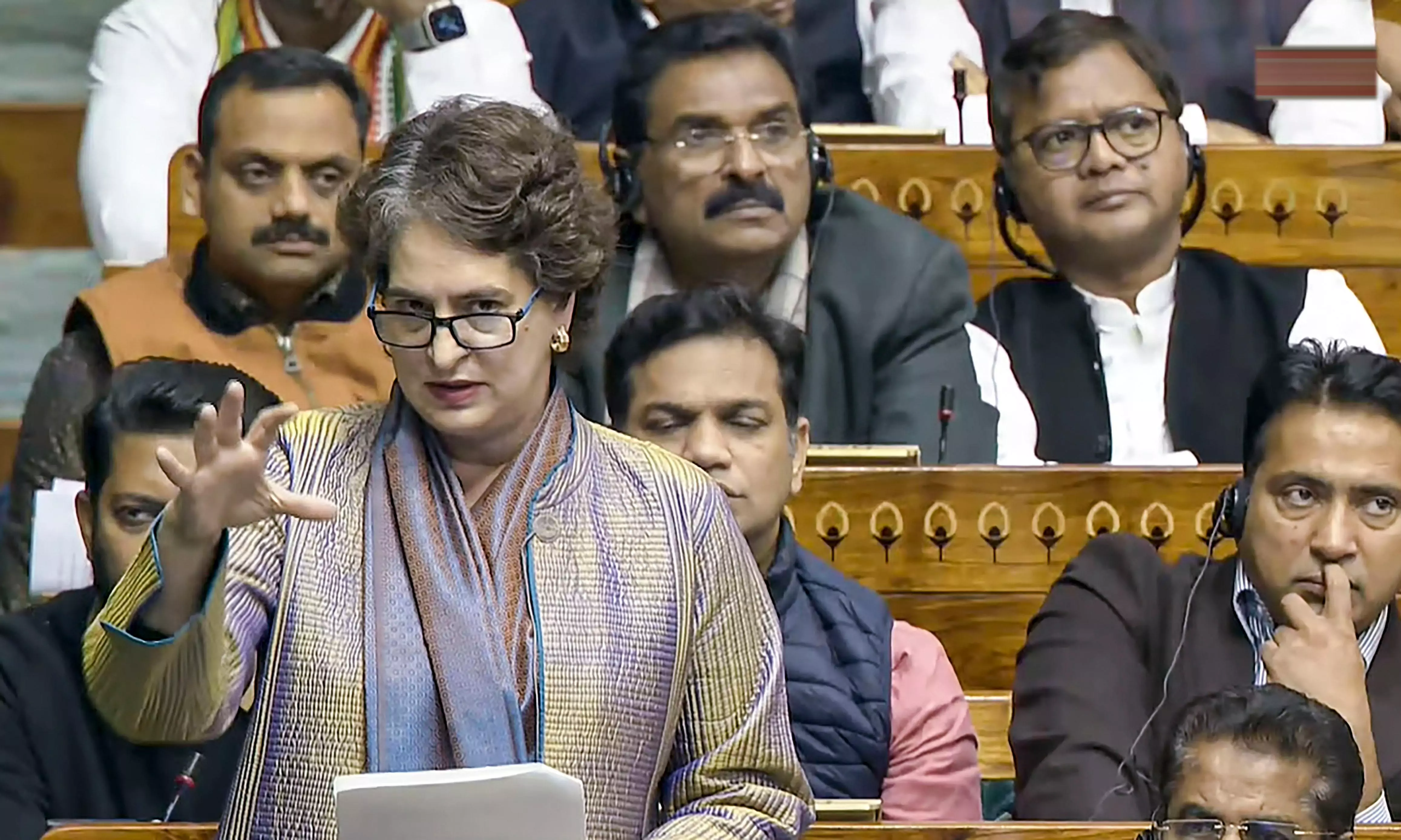 Priyanka Gandhi Urges PM to Raise Honorarium for Anganwadi, ASHA Workers Priyanka Gandhi Urges PM to Raise Honorarium for Anganwadi, ASHA Workers