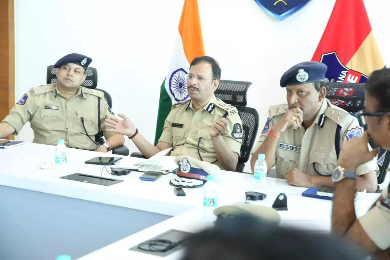Top Cops Moot Joint Watch on Rowdy-Sheeters, Traffic Snarls Top Cops Moot Joint Watch on Rowdy-Sheeters, Traffic Snarls