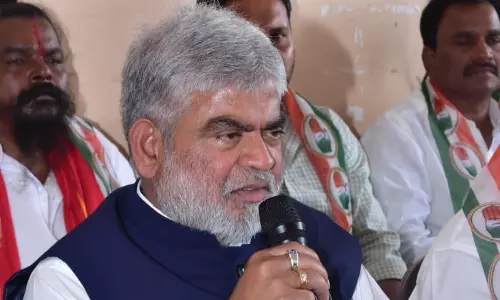 Rs.5000 Monthly Contribution to BRS by Defected MLAs Proves No Defection: Telangana Speaker