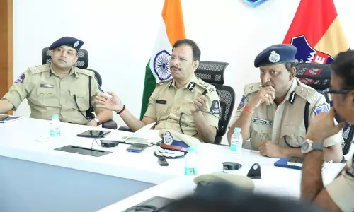 Top Cops Moot Joint Watch on Rowdy-Sheeters, Traffic Snarls