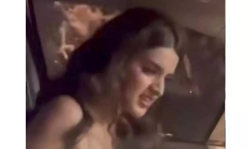 Nidhhi Agerwal Mobbed, Security Struggles Nidhhi Agerwal Mobbed, Security Struggles