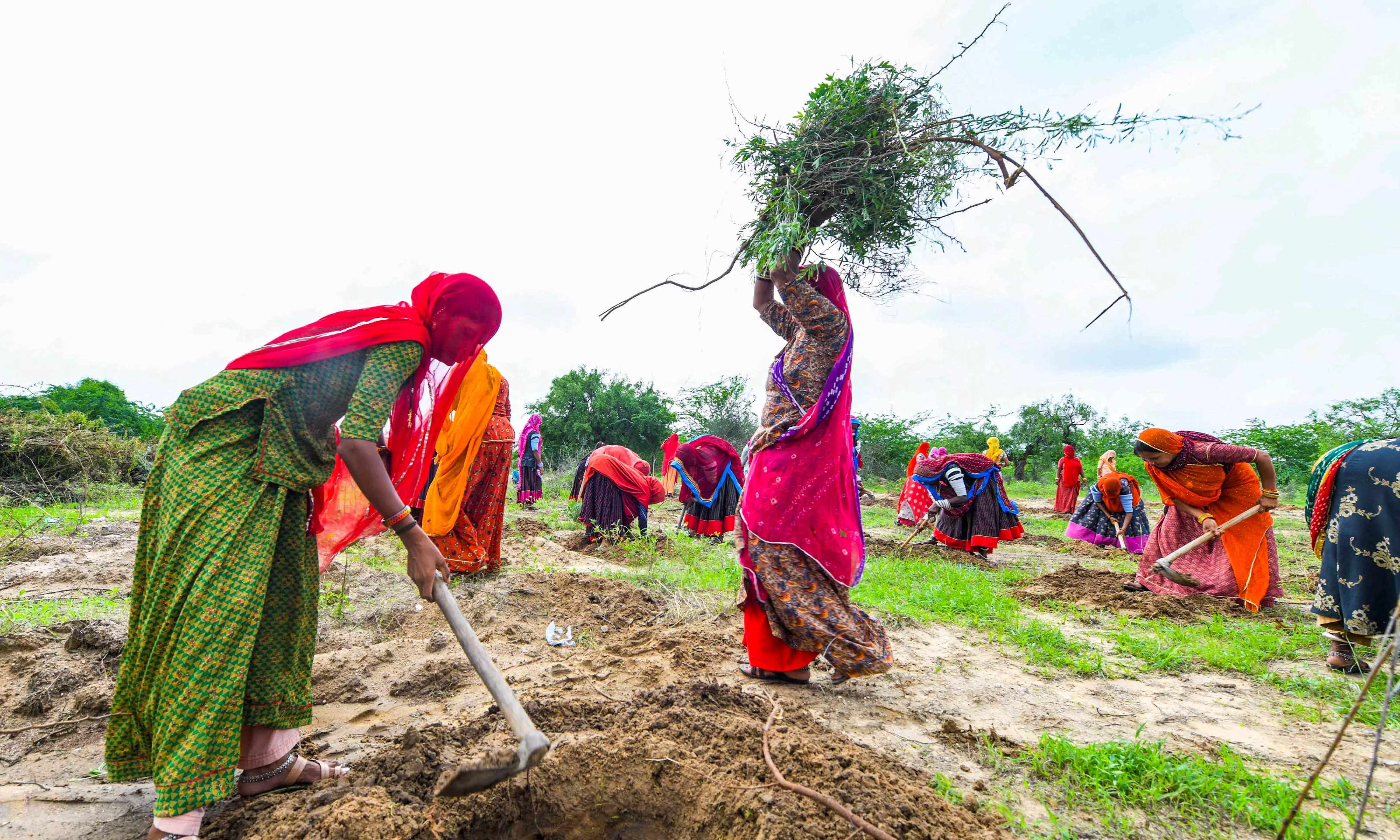 How GRAMG Differs From MGNREGA How GRAMG Differs From MGNREGA