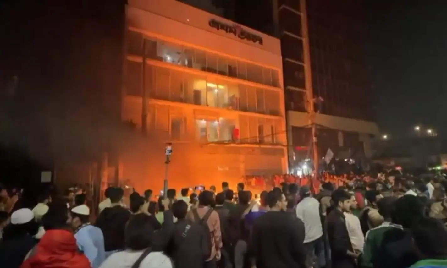 Bangladesh: Sharif Osman Hadi Dies in Singapore, Yunus Urges Calm Bangladesh: Sharif Osman Hadi Dies in Singapore, Yunus Urges Calm