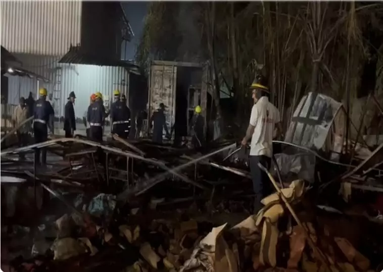 Maharashtra: Massive Fire Breaks Out in Thane, No Report of Casualties Maharashtra: Massive Fire Breaks Out in Thane, No Report of Casualties