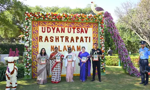 Murmu Launches Udyan Utsav at Rashtrapati Nilayam in Secunderabad