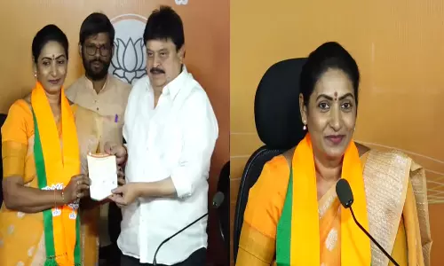 Telugu Actress Aamani Joins Saffron Party In Telangana