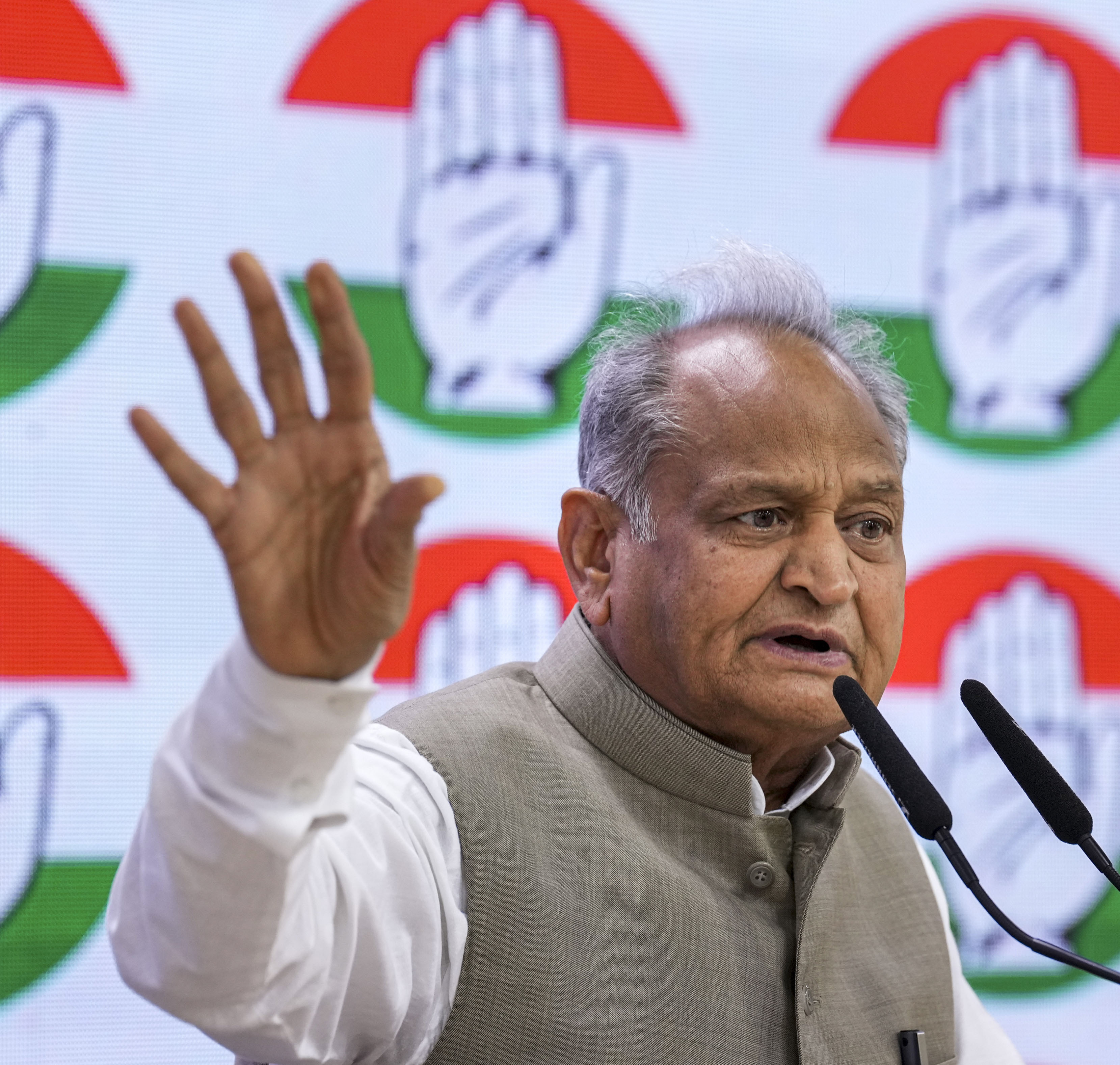 Ashok Gehlot Alleges ‘New Model of Corruption’, by Union Ministers