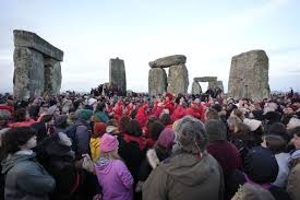 Thousands Gather for Winter Solstice at Stonehenge