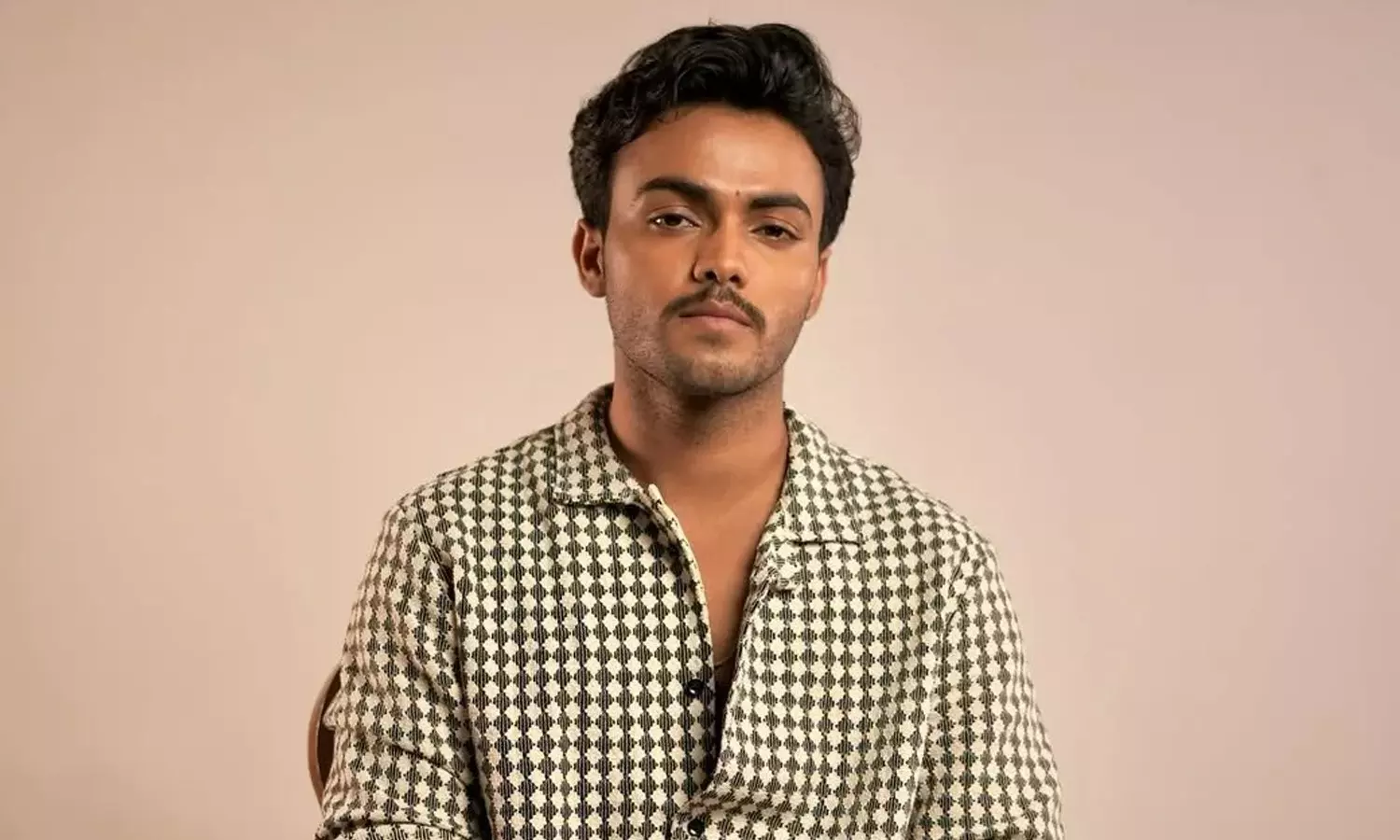 Jamtara Actor Sparsh Shrivastava Learns Telugu Jamtara Actor Sparsh Shrivastava Learns Telugu