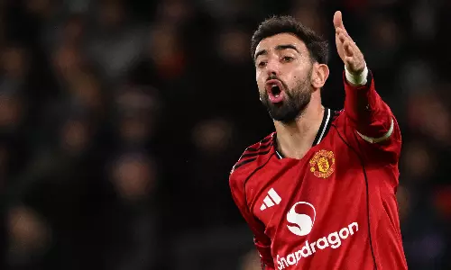Manchester Uniteds Bruno Fernandes Set To Miss Games After Injury Against Villa