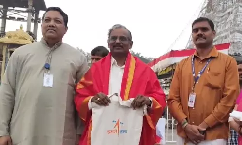 ISRO Chairman Offers Prayers in Tirumala Ahead of Space Mission