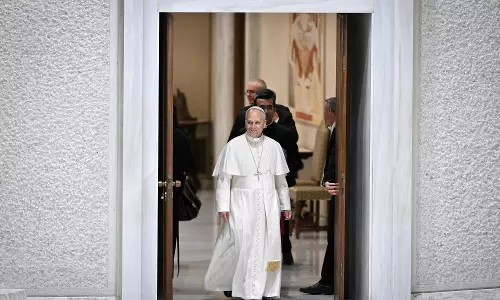 Pope Warns Against Power Struggles in Vatican Bureaucracy