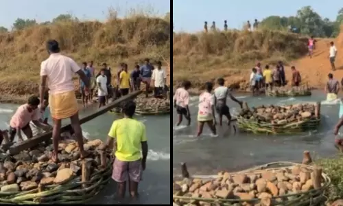 Bastar Tribals Build Bamboo ‘Jugaad’ Bridges to Cross Monsoon Streams Bastar Tribals Build Bamboo ‘Jugaad’ Bridges to Cross Monsoon Streams