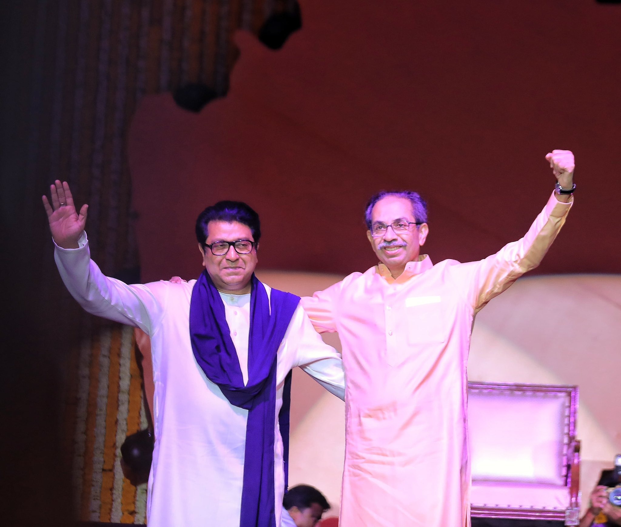 Thackerays Accuse BJP of Breaking Mumbai