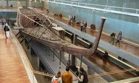 Ancient Egyptian Pharaoh’s Boat Is Being Reassembled In Public At The Grand Egyptian Museum Ancient Egyptian Pharaoh’s Boat Is Being Reassembled In Public At The Grand Egyptian Museum