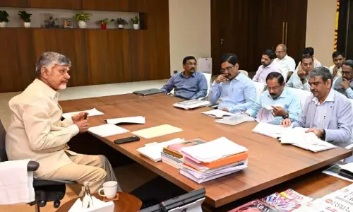 CM Naidu Cites Ten Principles to Achieve Swarna Andhra Vision