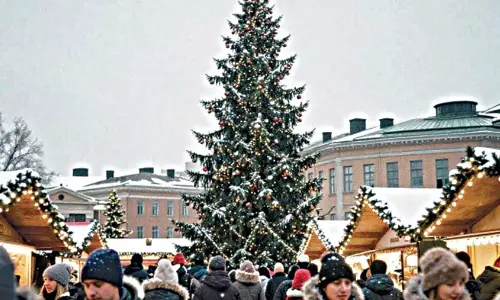 A Fairy-Tale Xmas Tree-t