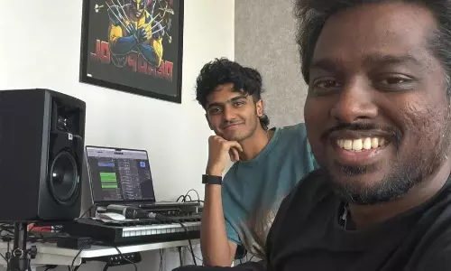 Director Atlee Turns Christmas Into a Working Day