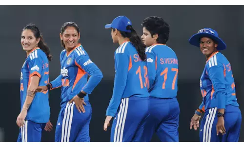 India Restrict Sri Lanka To 112/7 In 3rd Womens T20I