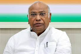 Kharge Flags SIR, Church Attacks; Condemns Hindus Lynching In Bangladesh In CWC Meeting