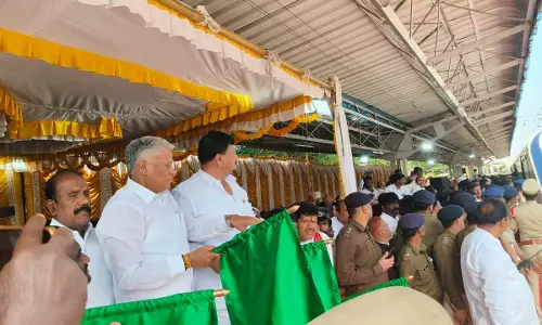 Vande Bharat Express To Halt At Hindupur