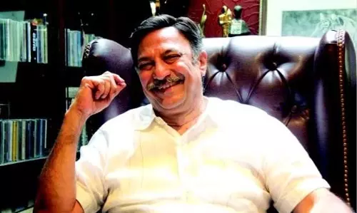 Today, Actors Come With Entourages: Suresh Oberoi