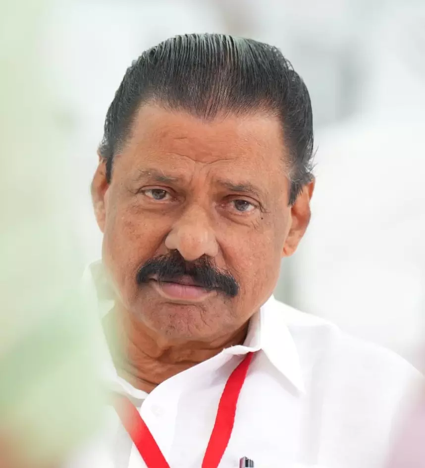 VD Satheesan Consults BJP, RSS on Govt Decisions: MV Govindan VD Satheesan Consults BJP, RSS on Govt Decisions: MV Govindan