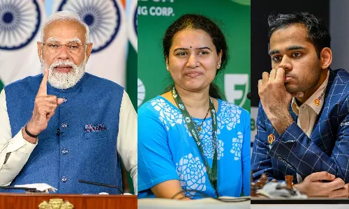 PM Modi Congratulates Humpy, Erigaisi on World Rapid Bronze Medals