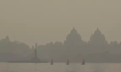 Nil Winds Deepen Cold Wave Across Telangana