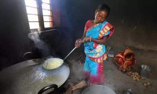 C’garh: Headmaster Flaunts Dick At Woman Cook In Govt School, Probe Ordered After Video Surfaces