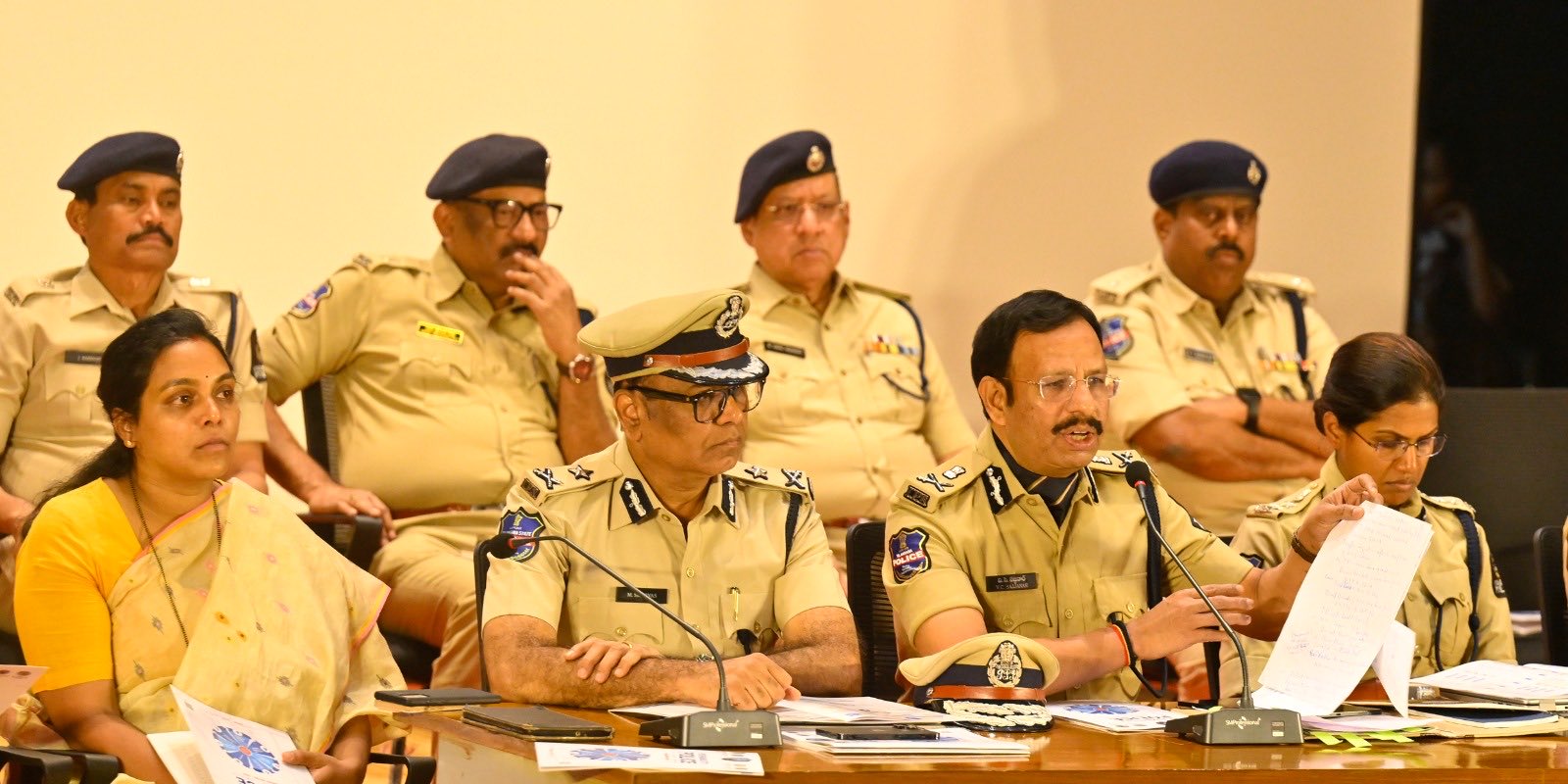 No Experience Refusal, No Surge Calls for on New 12 months’s Eve: Sajjanar Warns Cab, Auto Drivers