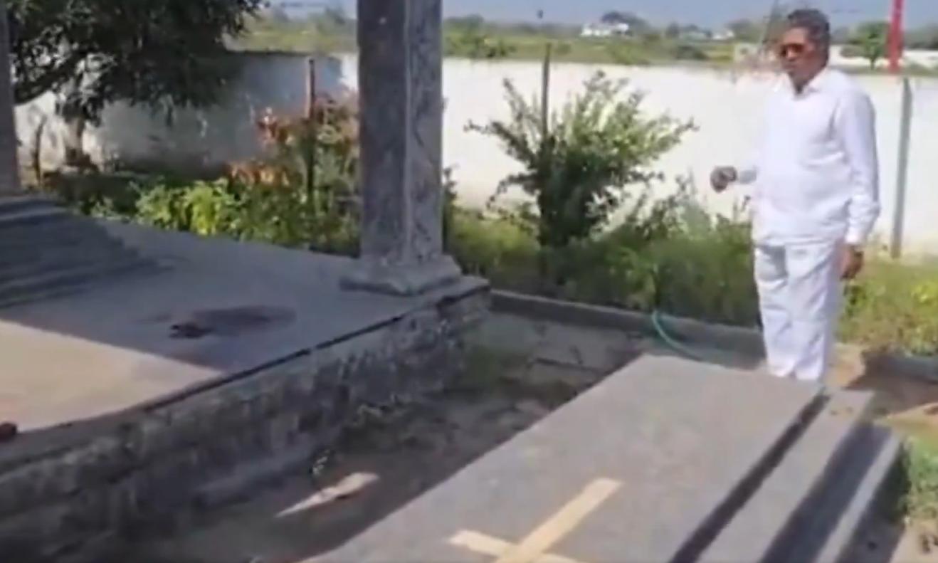 80-Year-Old Builds Own Grave in Telangana