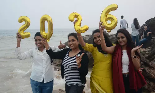 Youngsters Embracing Spain’s Lucky Grapes Tradition This New Year Eve
