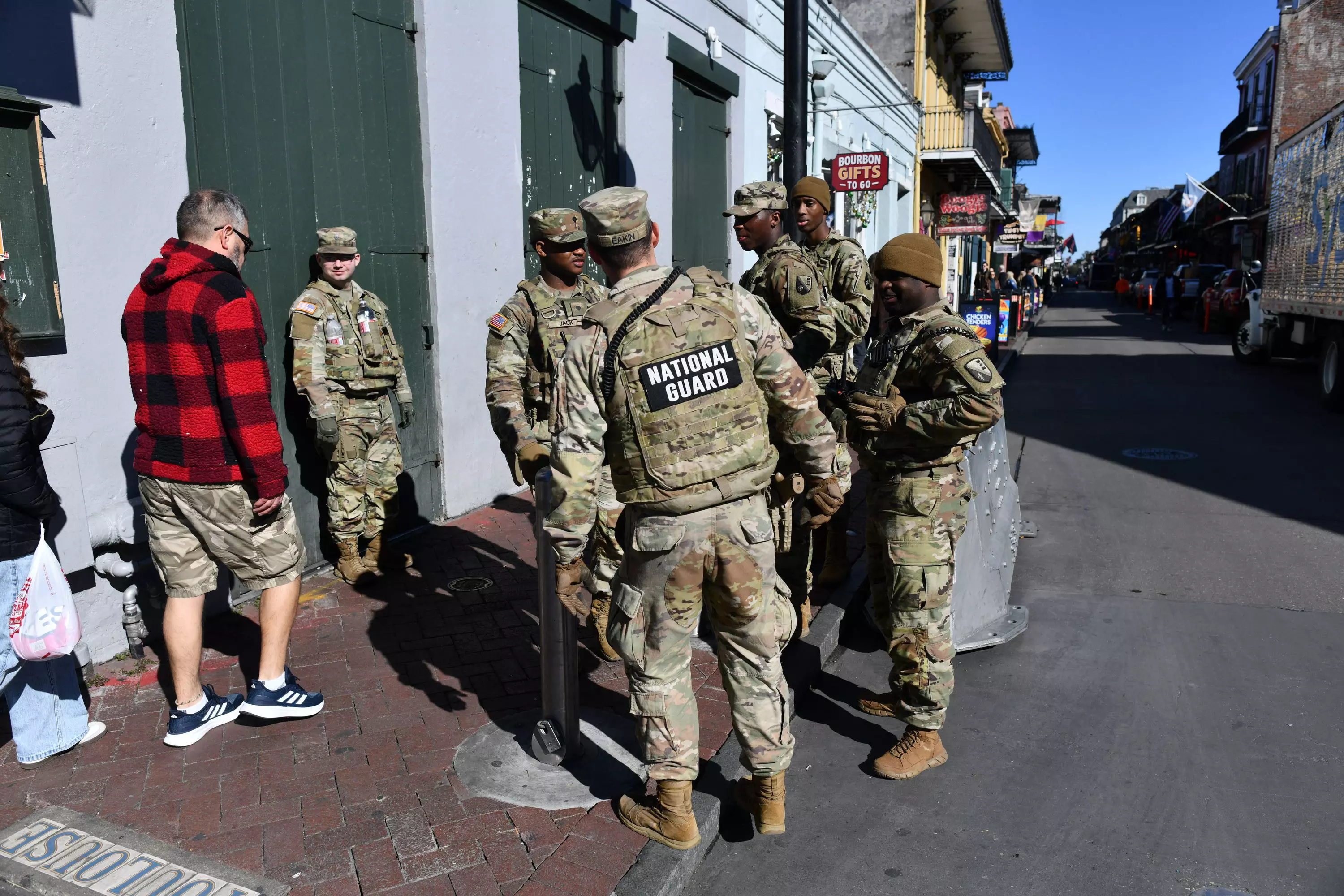 Trump Says pulling National Guard from Chicago, LA, Portland Trump Says pulling National Guard from Chicago, LA, Portland
