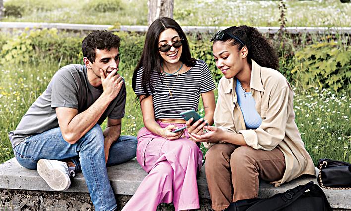 Is TMI Really Such a Bad Thing? Here’s the Case for Oversharing