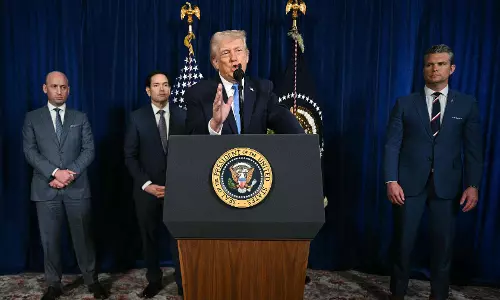 US Forces Capture Maduro in Overnight Raid; Trump Vows to Run the Country During Transition