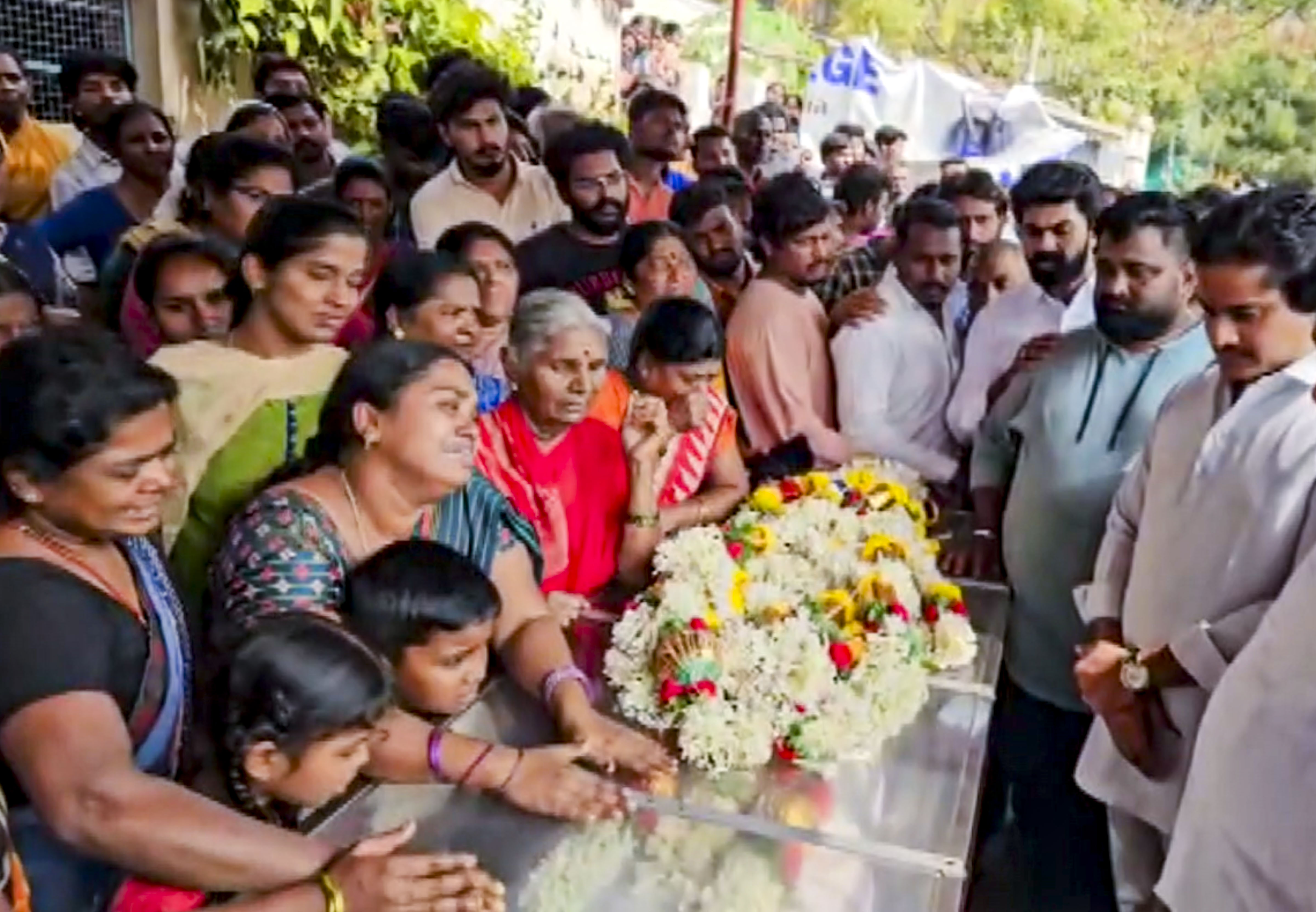 Karnataka Arrests 26 in Ballari Clashes