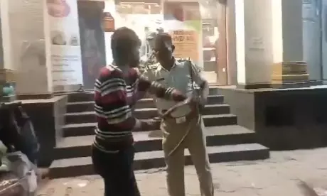 Auto Driver Threatens Hyderabad Traffic Police With Snake After Vehicle Seizure