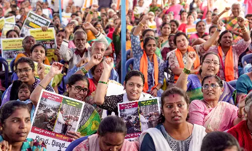 Bengaluru: BJP Stages Protest in Kogilu Against Housing for Eviction Victims