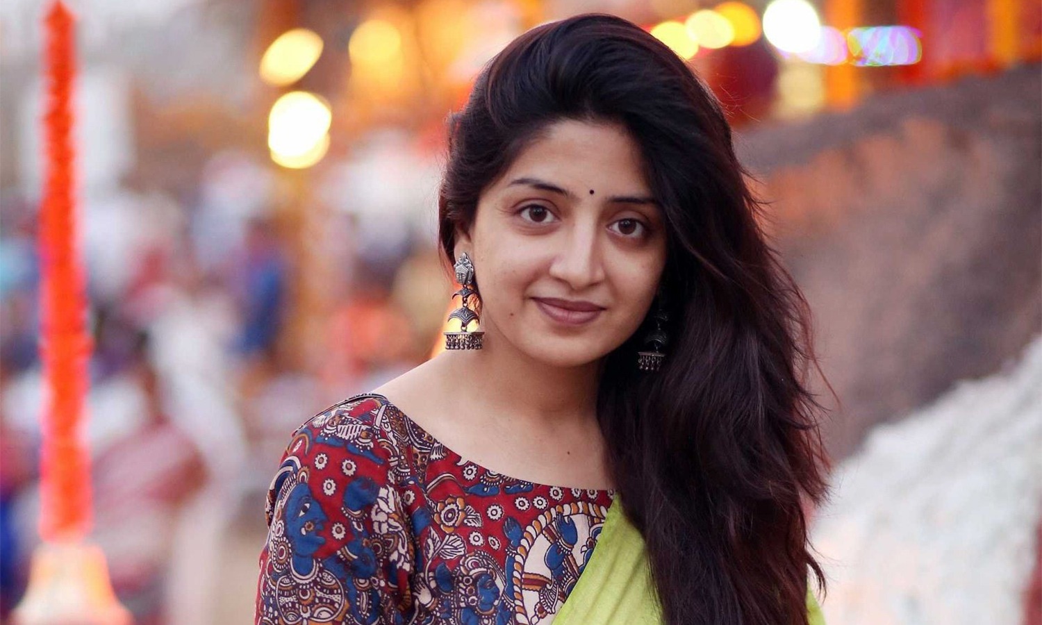 Poonam Kaur Denies Relationship Rumours With Rahul Gandhi