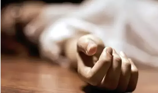 Cylinder Delivery Boy Kills Woman, Dies by Suicide in Tirupati Cylinder Delivery Boy Kills Woman, Dies by Suicide in Tirupati