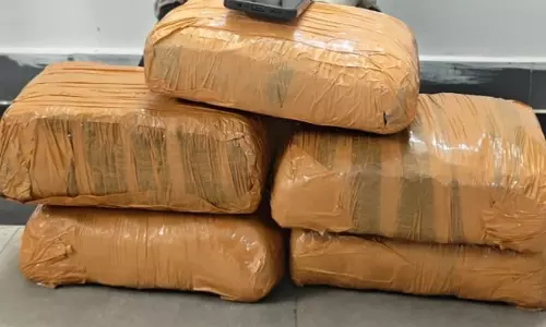 Minor Held in SR Nagar for Smuggling Ganja from Odisha