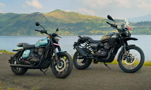 Yezdi Adventure and Roadster Now Available on Amazon, Flipkart