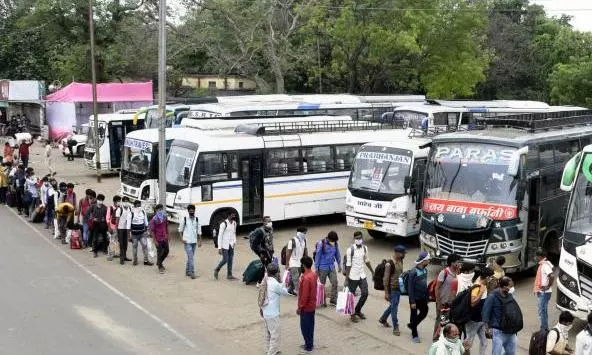Sankranti Rush Pushes Up Private Bus Fares on Interstate Routes Sankranti Rush Pushes Up Private Bus Fares on Interstate Routes