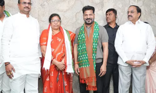 Three Khammam Corporators Join Congress