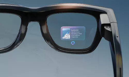 Meta Delays Global Rollout Of Ray-Ban Display Glasses