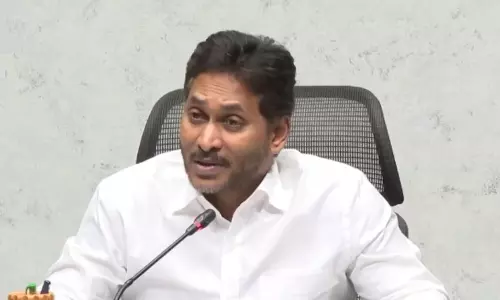 Jagan Hits Out at Naidu Over RLI Project