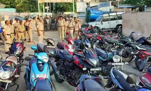 Markapuram Police Seize 140 Bikes In Cordon-And-Search Op Markapuram Police Seize 140 Bikes In Cordon-And-Search Op