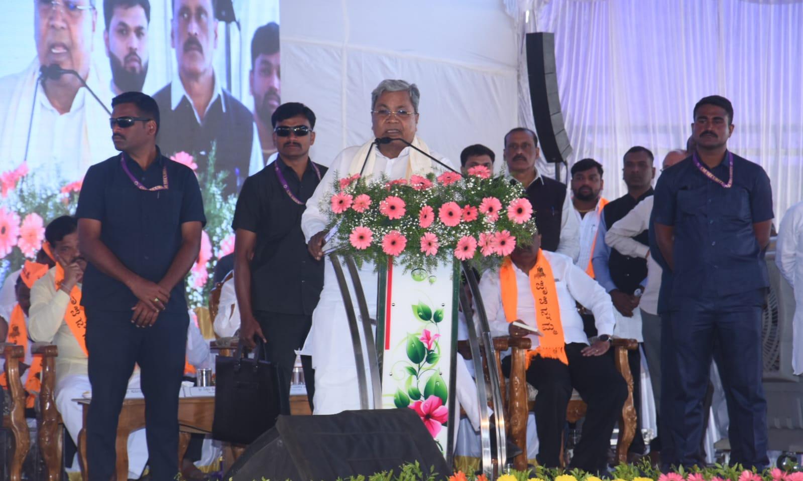 Karnataka CM, DCM Announce Development Projects for Vijayapura