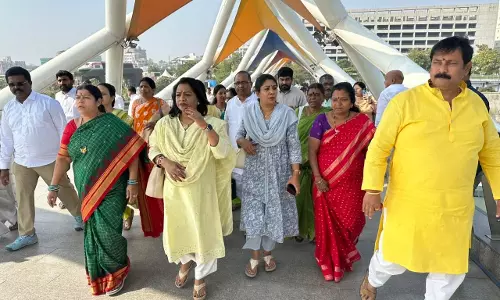 GHMC Team Visits Sabarmati for Musi Renewal Plan